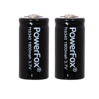 Zwei PowerFox 16340 Li-Ionen-Akkus für kompakte Laserpointer