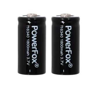 Zwei PowerFox 16340 Li-Ionen-Akkus für kompakte Laserpointer